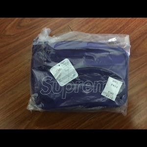 Supreme Shoulder Bag (FW18) Purple